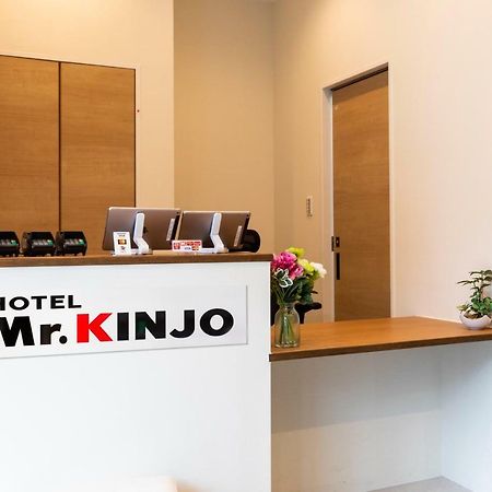 Отель Mr.Kinjo In Наха Экстерьер фото